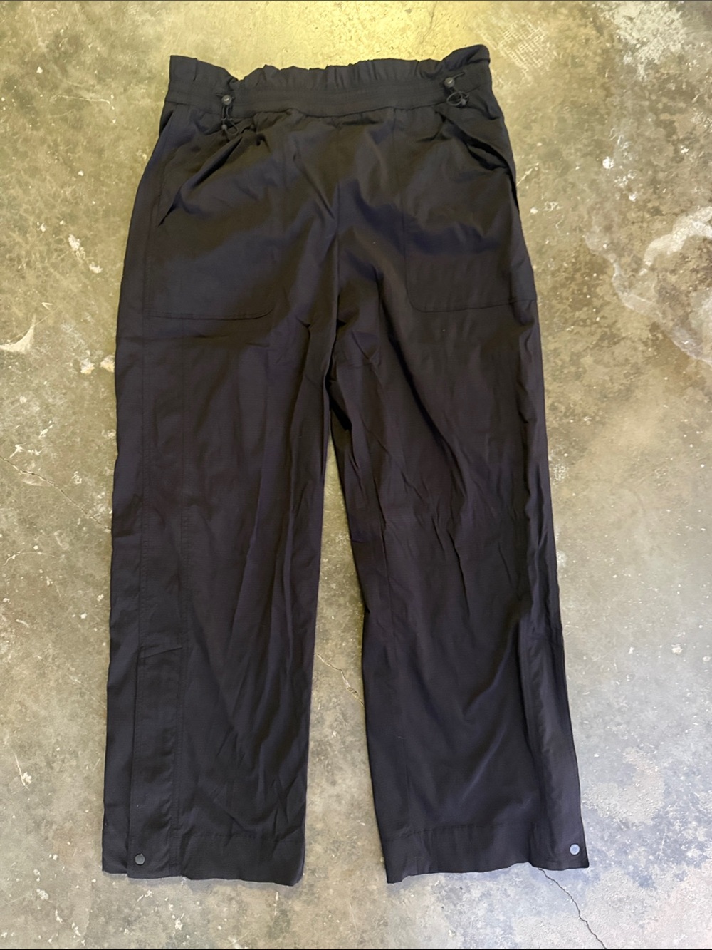 Athleta Black Cargo Travel Pants